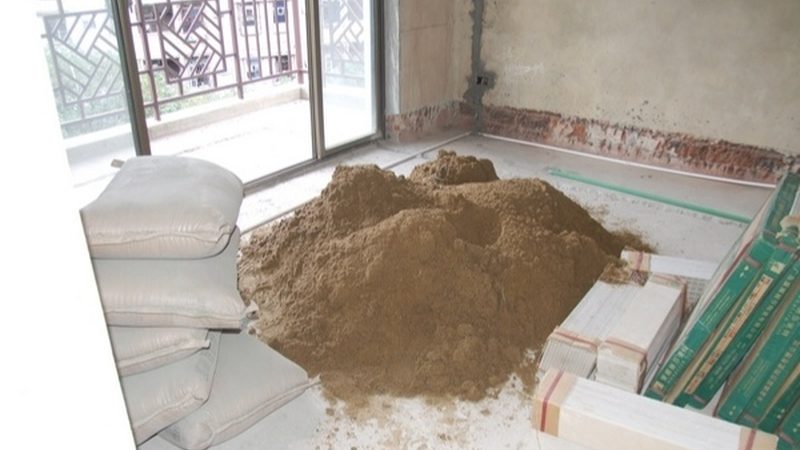 装修合同中的复合地板：增项还是漏项？关键判断详解
